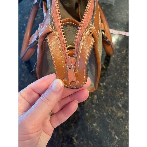 Vintage Dooney & Bourke Taupe/British Tan Leather Satchel Bag - Picture 8 of 10